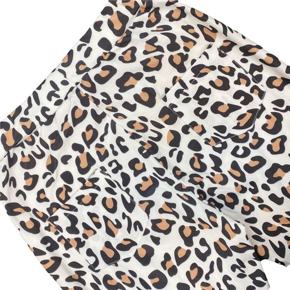 SHEIN Leopard Print Bell Bottom Pants - Size Large (8/10) - Picture 6 of 7
